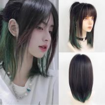 Kurze gerade synthetische schwarze Ombre-grüne geschichtete Perücke mit Pony, flauschige Lolita-Cosplay-Perücke für die tägliche Party