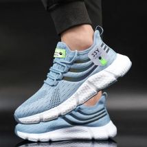 Męskie obuwie sportowe na co dzień Oddychające lekkie trampki Siatkowe Czarne buty do biegania Sportowe buty do biegania Tenis