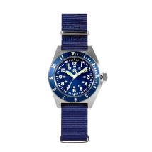 Qimei Design Men's Luminous Dive Watch US Special Forces UDT Military 300M Diver Outdoor Sports Japan Mov'T C3 SM8019B