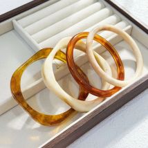 4 Pcs Set Minimalist Acrylic Resin Geometric Bracelets Set for Women Chic Irregular Marbling Round Cuff Bangle Fashion Jewelry