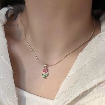 Obega Lila Blume Grünes Blatt Anhänger Halskette Für Frauen Tulpe Blume Mädchen Niedliche Halskette Wundervoller Alltagskleidung Modeschmuck