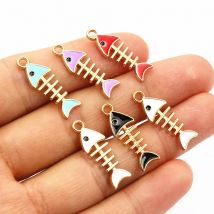 20 pz 24x8mm colori casuali Mix smalto pesce scheletro Charms ciondolo lega metallo creazione di gioielli fai da te per collana braccialetto