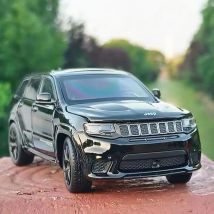 1:32 Jeeps Grand Cherokee Legierung Auto Modell Druckguss Simulation Metall Spielzeug Offroad-Fahrzeug Modell Sound und Licht Kinderspiel zeug Geschenk