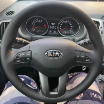 Passen Sie die DIY-Lenkradabdeckung aus Mikrofaser-Leder für Autozubehör für Kia Ceed Cee'd 2009–2012, Kia Sportage 3 2010–2017 an