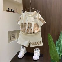 Set di abbigliamento per ragazzi 2025 camicie larghe coreane + pantaloncini 2 pezzi / set tute sportive per bambini tute per adolescenti abiti casual per bambini vestiti
