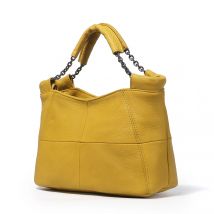 2023 neue hand gehaltene Echt ledertasche Top Layer Rindsleder Damen Tasche Ketten tasche Mode One Shoulder Umhängetasche