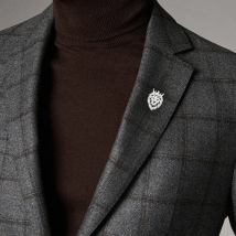 Skyrim Krone Löwe Brosche Männer Frauen Edelstahl Punk Tier Anzug Kragen Abzeichen Hochzeit Schmuck Geschenk
