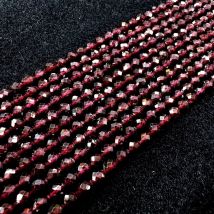 Naturalny fasetowany czerwony granat małe nasiona małe luźne okrągłe koraliki 2/3/4MM do tworzenia biżuterii DIY bransoletki akcesoria naszyjnikowe