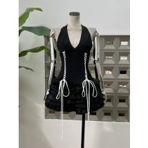 Elegant black and white contrasting drawstring waist slimming short party dress new hanging neck V-neck backless dress