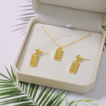 Frauen Gold Farbe Quadrat Anhänger Halskette Schlüsselbein Kette Mode Licht Luxus Delikatesse Jewerly Täglichen Verschleiß valentinstag geschenk