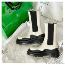 Paar-Leder-Stiefel mit mittlerer Wade, runder Zehenbereich, dicke Sohle, zum Hineinschlüpfen, gemischte Farben, elastische Stiefel, 2023, Frühjahr, neue modische Stiefeletten
