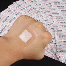 50 sztuk 38*38/72*19mm przezroczysty PU wodoodporny plaster na rany bandaż samoprzylepny naklejka ochronna na zewnątrz domu pierwsza pomoc