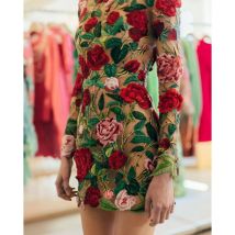 Modisches, halb-rollkragenpfingstrosen-Blumenstickerei, sexy, hüftumarmendes Kleid, europäisch und amerikanisch