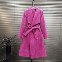 Luxus lange Woll mäntel Frauen Herbst Winter 2024 neue Mode warme Wolle Wind jacke Jacken Langarm dunkle Knopf Outwear weiblich