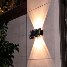 Solarna lampa ścienna Led Zewnętrzna wodoodporna dekoracja Lampa ogrodowa w górę i w dół Świecące