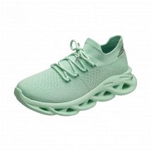 Neue leichte und atmungsaktive Herren-Walking-Freizeitsportschuhe für Frühjahr/Sommer 2025, große Größe 39-46 modische Slipper ru