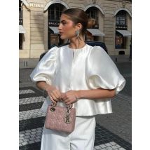 Clacive Sommer lose beige Satin Damen hemd Mode O-Ausschnitt Puff ärmel Hemden elegante klassische solide Top weibliche Kleidung