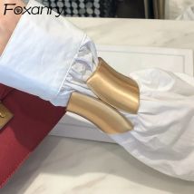 Foxanry Gold Farbe Asymmetrie breite Manschette Armband für Frauen Paare Mode übertrieben kreative einfache Hip Hop Party Schmuck Geschenk