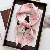 1pc 70*70cm Luxus Quadrat Schal Frauen Neue Strand Bandana Haar Stirnband Mode Dame Schal Wrap Weibliche halstuch Hijab