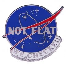 Nicht flach, glaub uns, wir überprüft. Broschenabzeichen zum Vatertag. Luft- und Raumfahrtabzeichen. Mein Vater war eine Emaille-Brosche mit Astronauten