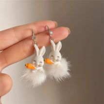 Neue flauschige Kaninchen-Ohrringe, weiße Plüsch-Ohrringe mit niedlichen Tieren für Frauen und Mädchen, koreanischer Schmuck, Brincos, Neujahrsgeschenke