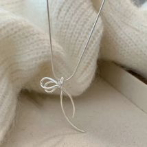 New 925 Sterling Silver Bow Necklace Simple Personality Charm Geometric Pendant Choker Birthday Gift for Women Exquisite Jewelry
