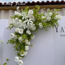 Weiße und Grüne Blumen Hochzeitsdekoration Künstliche Blumen Blumenhintergrund-Arrangement Hängende Blumenreihe Blumenball für den Gang