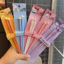 Nowe Śliczne Kreskówkowe Pałeczki Sanrio Cinnamoroll Melody Kawaii Kuromi Hello Kitty Antypoślizgowe Wytrzymałe Pałeczki dla Dzieci Prezent dla Dziewczynki