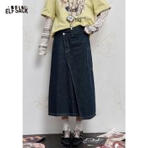 ELFSACK 2025 Herbst Neue Ankunft Y2K Casual Dark Wash Denim Asymmetrische Maxi Rock Streetwear Für Frau