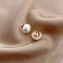 Diametro 15 mm Minimalismo Bianco Semplice rotondo Perla simulata Orecchini a clip senza foro per gioielli da donna per la festa nuziale