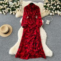 Schickes französisches sexy plissiertes Blumen druck elegantes Rüschen kleid Vintage Split schlanke High Street Abend Frauen Herbst Winter Kleidung