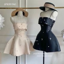 SPRAYING Kurze Mini-Hochzeitsparty-Kleider, Spaghettiträger, individuelles Brautkleid, glänzende Perlen, Kleider für formelle Anlässe über dem Knie