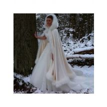 Hooded Wedding Cloak Faux Fur Cape Christmas Halloween Winter Bridal Shrug Long White Jacket Cape Mariage Femme