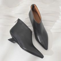 LeShion of Brown Kid Wildleder Lady Fashion Boots Schwarzes Rindsleder Stiefel mit seltsamem Absatz Spitzschuh Tägliche Büro-Damenschuhe