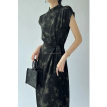 2026 Neues Sommer-Qipao-Kleid mit fortschrittlichem Design, schlankmachend, aus chinesischem Brokat, im Retro-Stil, elegant und stilvoll