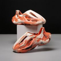 Männer Strands andalen Frauen hohle Gartens chuhe Krawatte gefärbte Designer Loch Hausschuhe Turnschuhe Unisex Wassers chuhe Slip on Foam Runner