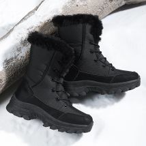 Schwarze Schneestiefel, warme Baumwollschuhe, kurze Winterstiefel für Damen, Leder-Schneeschuhe mit hohen Absätzen, Wildlederstiefel mit dicken Sohlen
