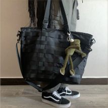Frauen Einkaufstasche Nylon Mode Unisex solide weiche Umhängetaschen Hoch leistungs bindung Handtasche einfachen japanischen Stil