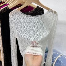 Sexy Spitzen-T-Shirt für Damen, Slash-Ausschnitt, durchsichtig, transparentes Blumen-Design, schmale Passform, langärmelige T-Shirts, Frühlings- und Sommerpullover