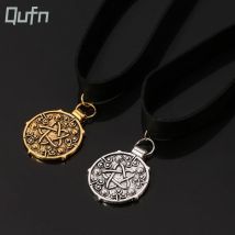 Wizard Yennefer collana girocollo in pelle nera Wild Hunt Game Cosplay ciondolo medaglione gotico gioielli collane donna