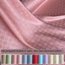 Vierblättriger Diamant-Jacquard-Seiden- Sambu-Satin für neue Qipao-, Hanfu- und traditionelle Kleidungsstücke im chinesischen Stil