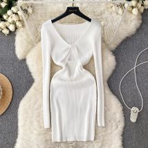 2026 herbst Winter Frauen Kleid Elegante Kreuz V-ausschnitt Schlanke Taille Gestrickte Pullover Bodycon Kleid Koreanische Büro Dame Vestido