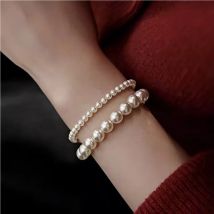 Mehrschichtiges Perlen-Stretch-Armband für Frauen, einfaches Acryl-Perlen-Armband, trendiger Party-Schmuck, Geschenk