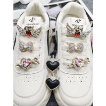 2PCS Herz Pfeil Schnürsenkel Charms ABS Strass Schnalle Dekorationen DIY Bling Flügel Schuh Spitze Clips Zubehör Fit Frauen turnschuhe