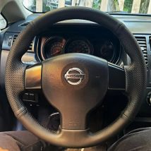 Anpassung Hand Nähen Mikrofaser Leder Nicht-Slip Auto Lenkrad Abdeckung Zubehör Für Alte Nissan Tiida Livina Sylphy