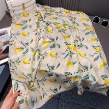 Neuer modischer weicher Schal aus Viskose mit Zitronenbaum-Blumenmuster, Boho-Chic, dünner Fransenschal für Damen, perfekt für Reisen und Freizeit, muslimischer Hijab 2025