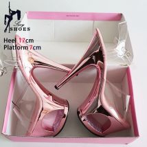 17cm schlanke Absätze Sandalen hohle wasserdichte Plattform Absätze koreanische Ausgabe 2024 Sommer Super High Heel Frauen Schuhe Schwein Split Einlegesohle