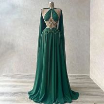 Abiti da sera formali da donna verdi Abiti squisiti drappeggiati in cristallo con perline Occasioni formali Abiti da treno senza maniche con scollo all'americana