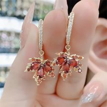 Francuskie kolczyki z kryształami w stylu vintage z czerwonymi liśćmi klonu dla kobiet Temperament Rhinestone Tassel Kolczyki Biżuteria imprezowa Bijoux Prezent