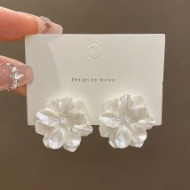 Großer weißer Kamelienblüten-Ohrstecker, weiblich, einfach, übertrieben, Harz-Ohrschmuck, Hochzeit, beste Freundin, Weihnachtsgeschenk